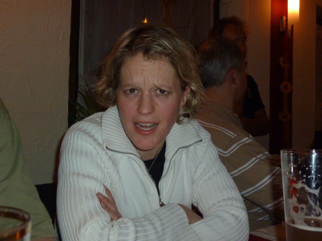 323.jpg